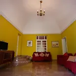 Alloro Βίλα