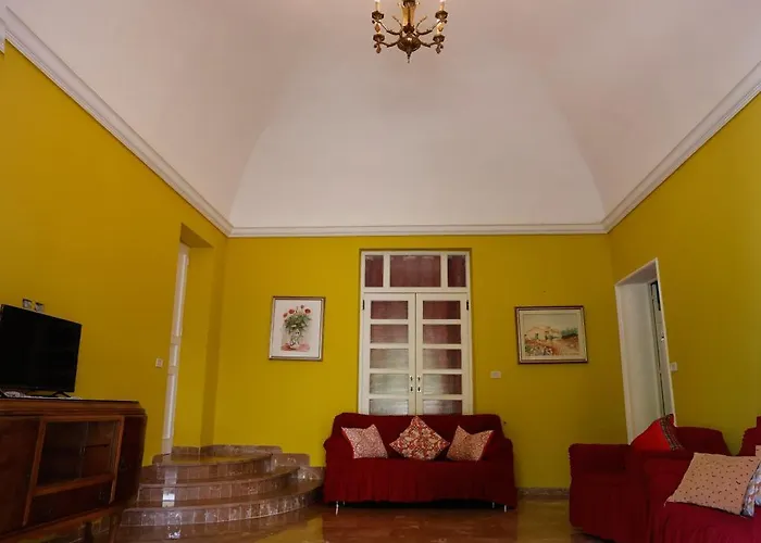 Alloro Villa