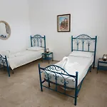 Vila Alloro *