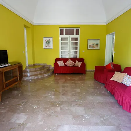 Villa Alloro